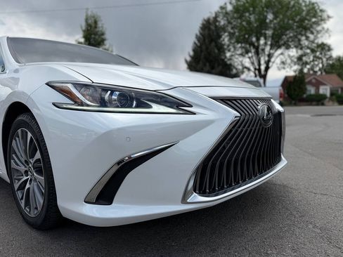 Used 2020 Lexus ES 350 w/ Premium Package FWD image 27