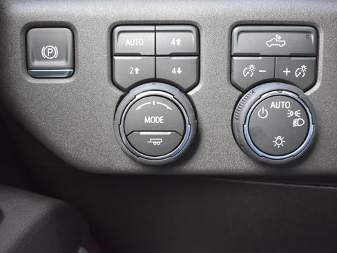 New 2026 Chevrolet Silverado 1500 LT image 29