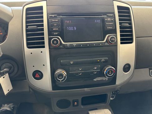 Used 2017 Nissan Frontier S image 18