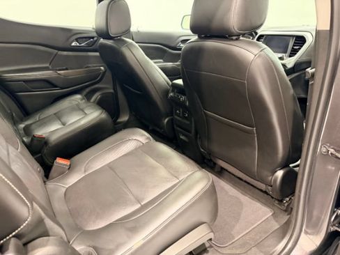 Used 2017 GMC Acadia SLT AWD/4WD image 24