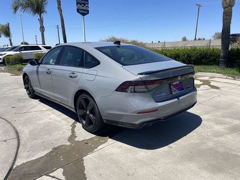 Used 2023 Honda Accord Sport image 6