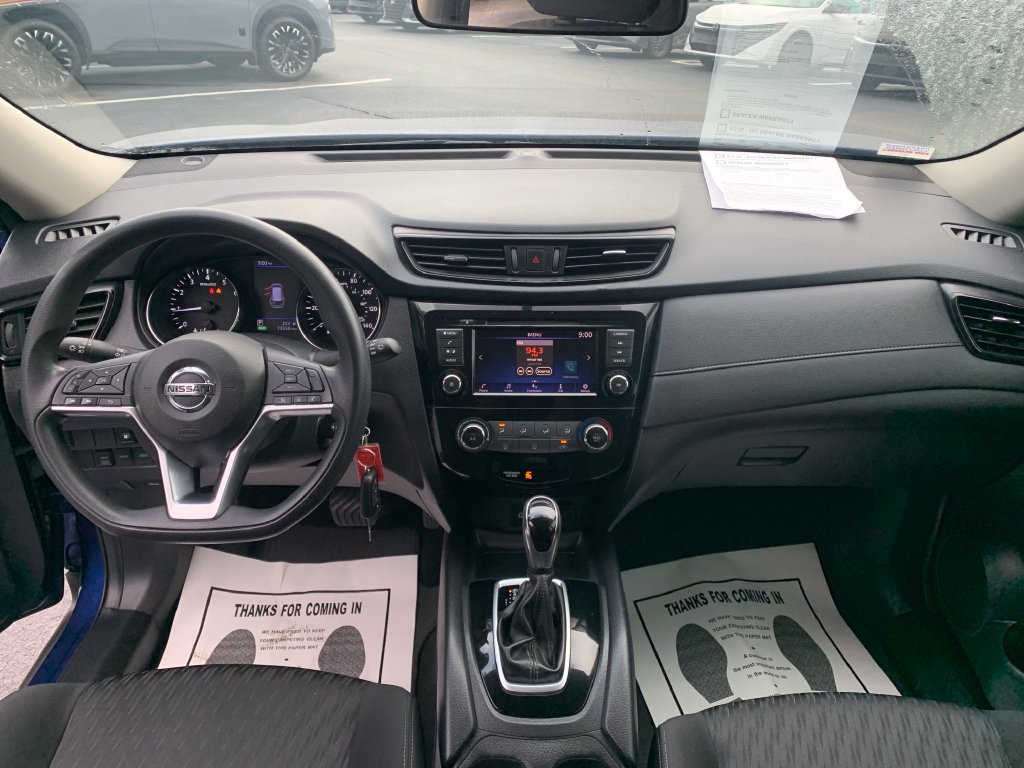 Used 2018 Nissan Rogue S AWD/4WD image 16
