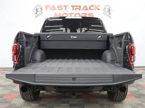 Used 2018 Ford F150 Raptor w/ Equipment Group 802A Luxury AWD/4WD image 7