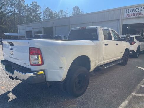 Used 2022 RAM 3500 Tradesman w/ Chrome Appearance Group image 11