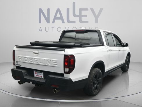 Used 2024 Honda Ridgeline Black Edition image 15