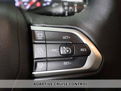 Used 2024 Jeep Compass Limited AWD/4WD image 3