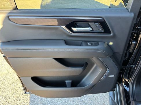 New 2026 GMC Yukon XL Elevation image 27