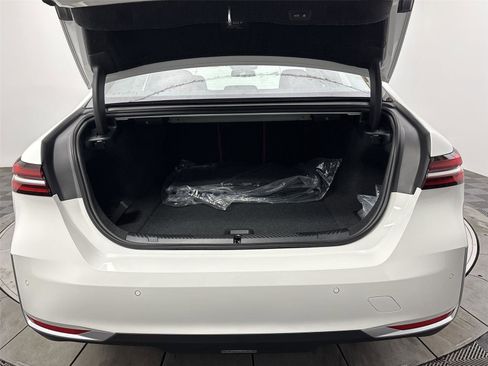 New 2026 BMW i5 eDrive40 image 21