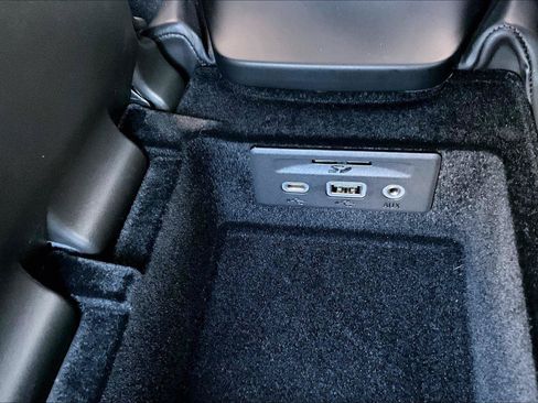 Used 2020 Chevrolet Corvette Stingray Premium Cpe w/ 3LT Preferred Equipment Group RWD image 29
