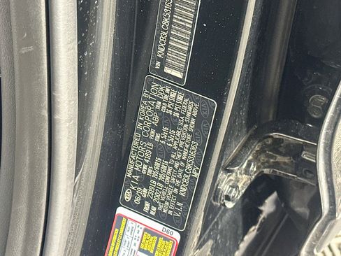 Used 2019 Kia Niro LX FWD image 12