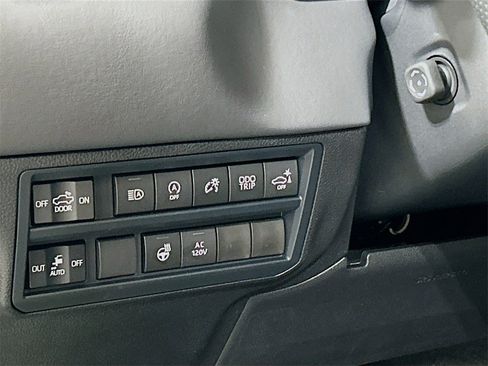 New 2026 Toyota Tundra Platinum image 11