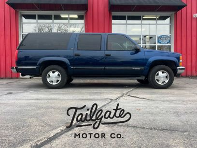 Used 1998 Chevrolet Suburban 4WD w/ Preferred Equipment Group 3