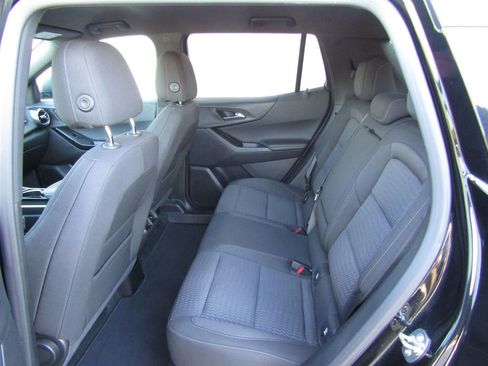 Used 2025 Chevrolet Equinox LT AWD/4WD image 30
