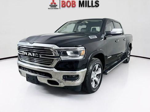 Used 2020 RAM 1500 Laramie AWD/4WD image 3