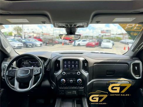 Used 2019 GMC Sierra 1500 Denali w/ Denali Ultimate Package AWD/4WD image 17