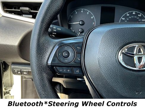 Used 2024 Toyota Corolla LE image 11