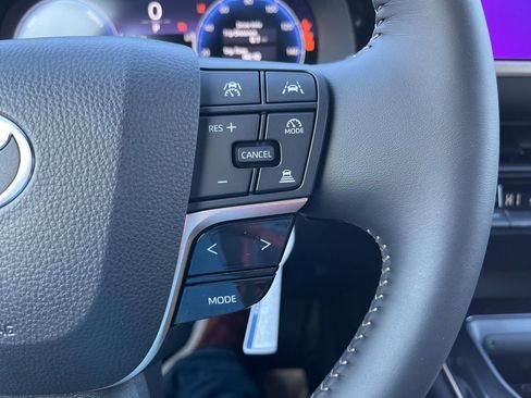 New 2026 Toyota Crown Platinum image 21