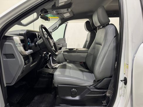 Used 2023 Ford F250 XL w/ 360-Degree Camera Package image 12