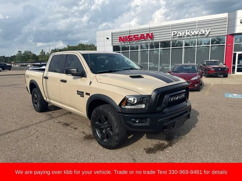 Used 2019 RAM 1500 Warlock AWD/4WD image 2