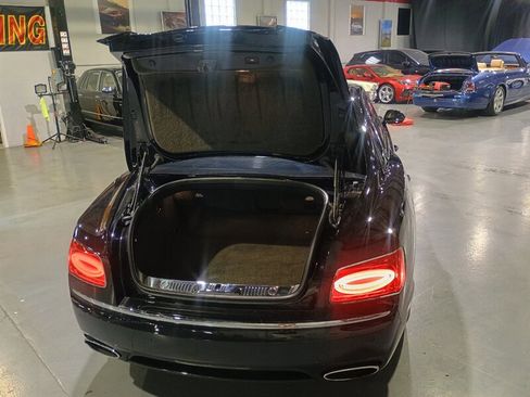 Used 2016 Bentley Flying Spur W12 image 46