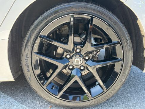 Used 2024 Honda Civic Sport image 12