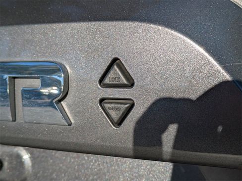 Used 2023 Toyota 4Runner SR5 Premium image 15