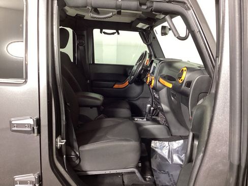 Used 2017 Jeep Wrangler Unlimited Sport w/ Quick Order Package 24S image 9