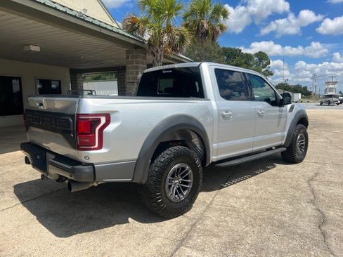 Used 2019 Ford F150 Raptor w/ Equipment Group 802A Luxury image 5