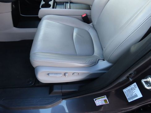 Used 2020 Honda Odyssey EX-L image 37