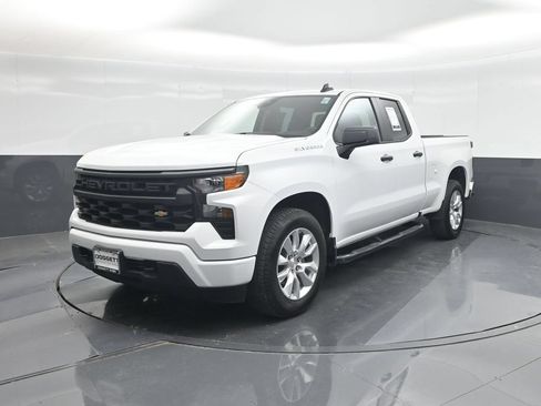 Used 2024 Chevrolet Silverado 1500 Custom RWD image 30