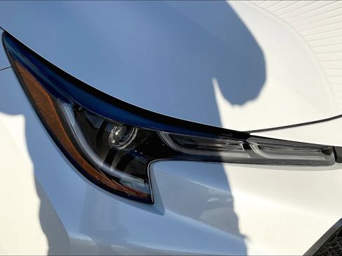 Used 2022 Toyota Corolla SE FWD image 26