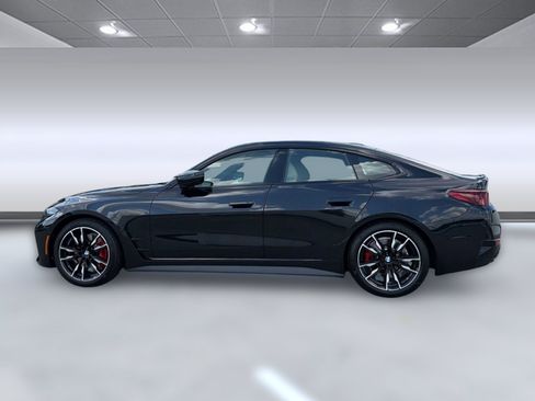 New 2026 BMW M440i w/ Premium Package RWD image 2