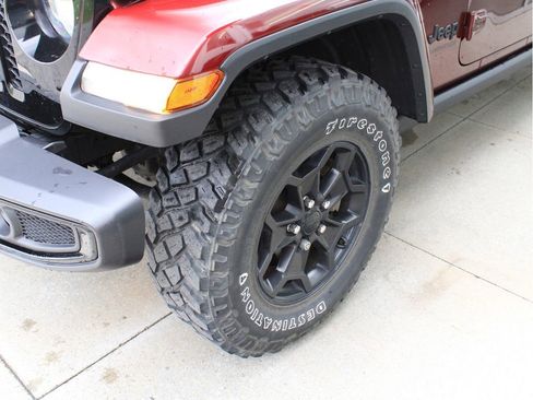 Used 2021 Jeep Gladiator Sport AWD/4WD image 12