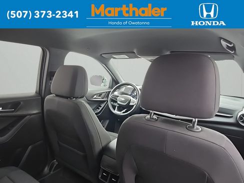 Used 2025 Chevrolet Equinox LT AWD/4WD image 18