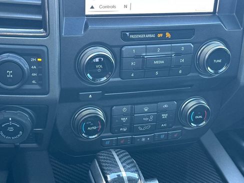 Used 2017 Ford F150 Raptor w/ Equipment Group 802A Luxury image 19