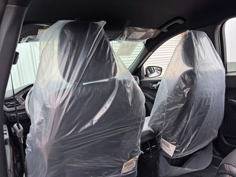 Used 2024 Ford Escape ST-Line Select image 32