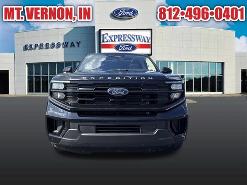 Used 2025 Ford Expedition Active AWD/4WD image 11