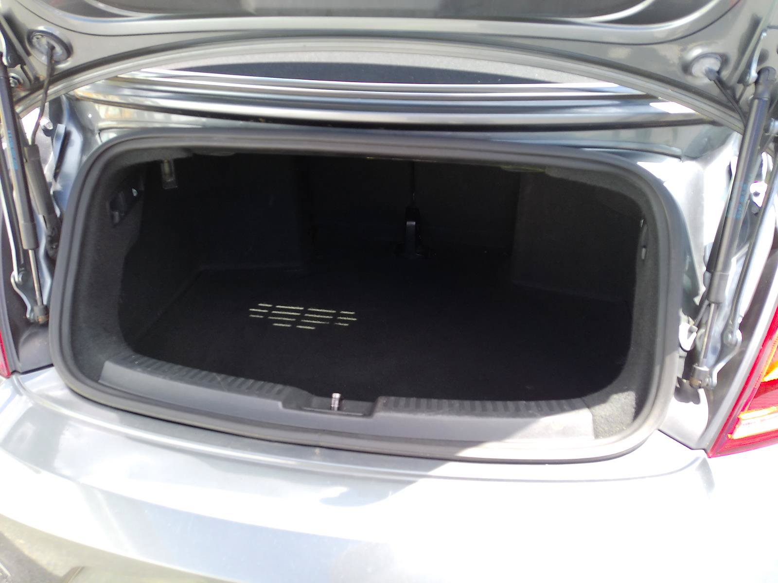 Used 2015 Volkswagen Beetle 1.8T FWD image 38