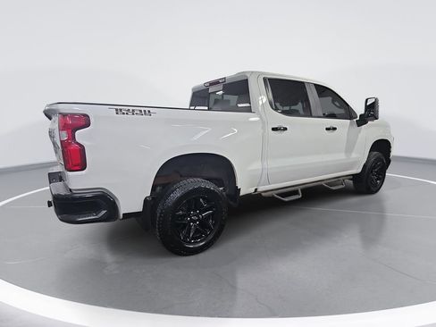 Used 2019 Chevrolet Silverado 1500 LT Trail Boss AWD/4WD image 3