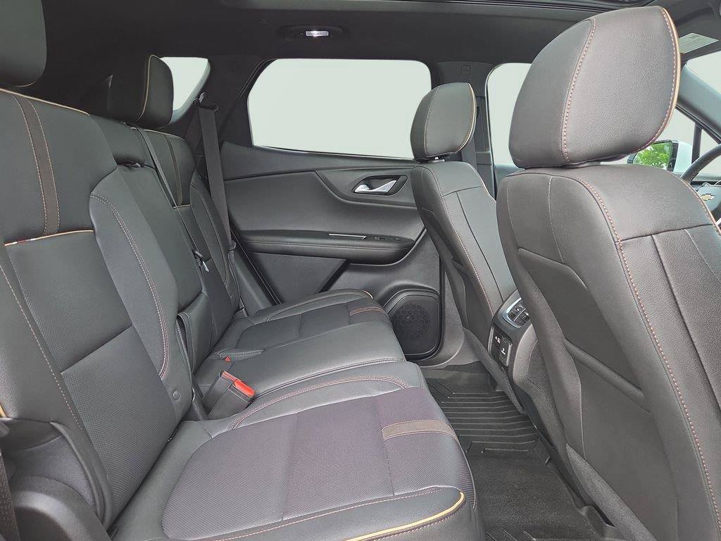 Used 2023 Chevrolet Blazer Premier w/ Driver Confidence II Package FWD image 35