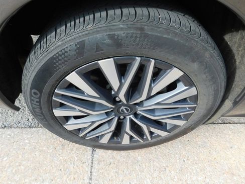 Used 2025 Nissan Altima 2.5 SV image 7