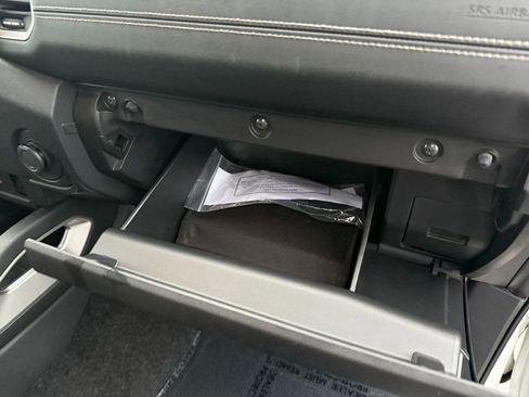 Used 2023 Nissan Frontier SV image 24