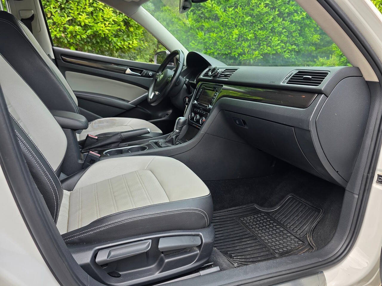 Used 2014 Volkswagen Passat 1.8T Sport FWD image 31