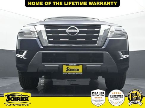 Used 2024 Nissan Armada Platinum w/ Captain's Chairs Package image 57