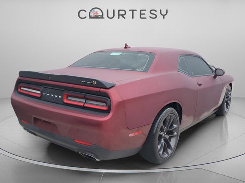Used 2022 Dodge Challenger R/T Scat Pack w/ Plus Package image 4