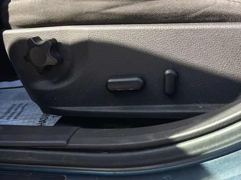 Used 2011 Ford Fusion SE FWD image 19