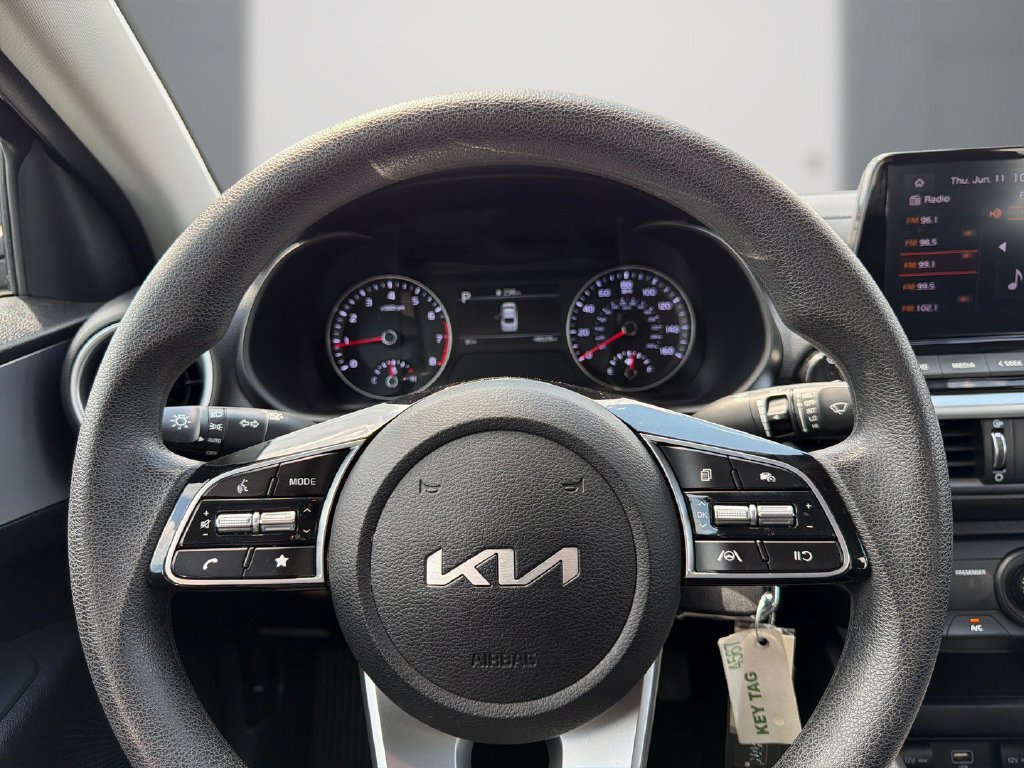 Used 2023 Kia Forte LXS w/ LXS Technology Package FWD image 20