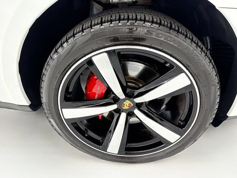 Used 2026 Porsche Macan S AWD/4WD image 31