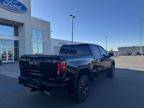Used 2026 GMC Sierra 1500 AT4 w/ AT4 Premium Package AWD/4WD image 5