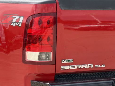 Used 2012 GMC Sierra 2500 SLE w/ Texas Edition AWD/4WD image 11